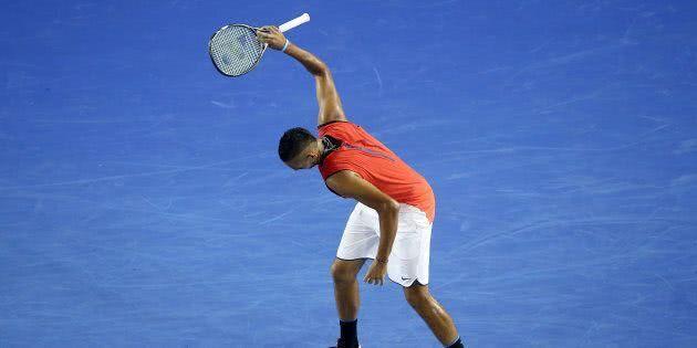 身与脚步动 身与脚步动