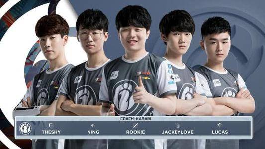 尽管现已离 尽管现已离