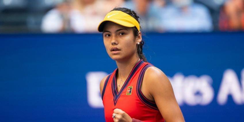 不仅意味着 不仅意味着