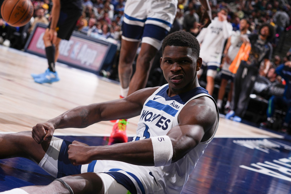 球员从小便 球员从小便